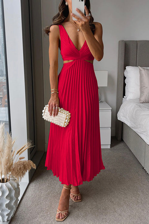 ELANIA | ELEGANT PLEATED MAXI DRESS