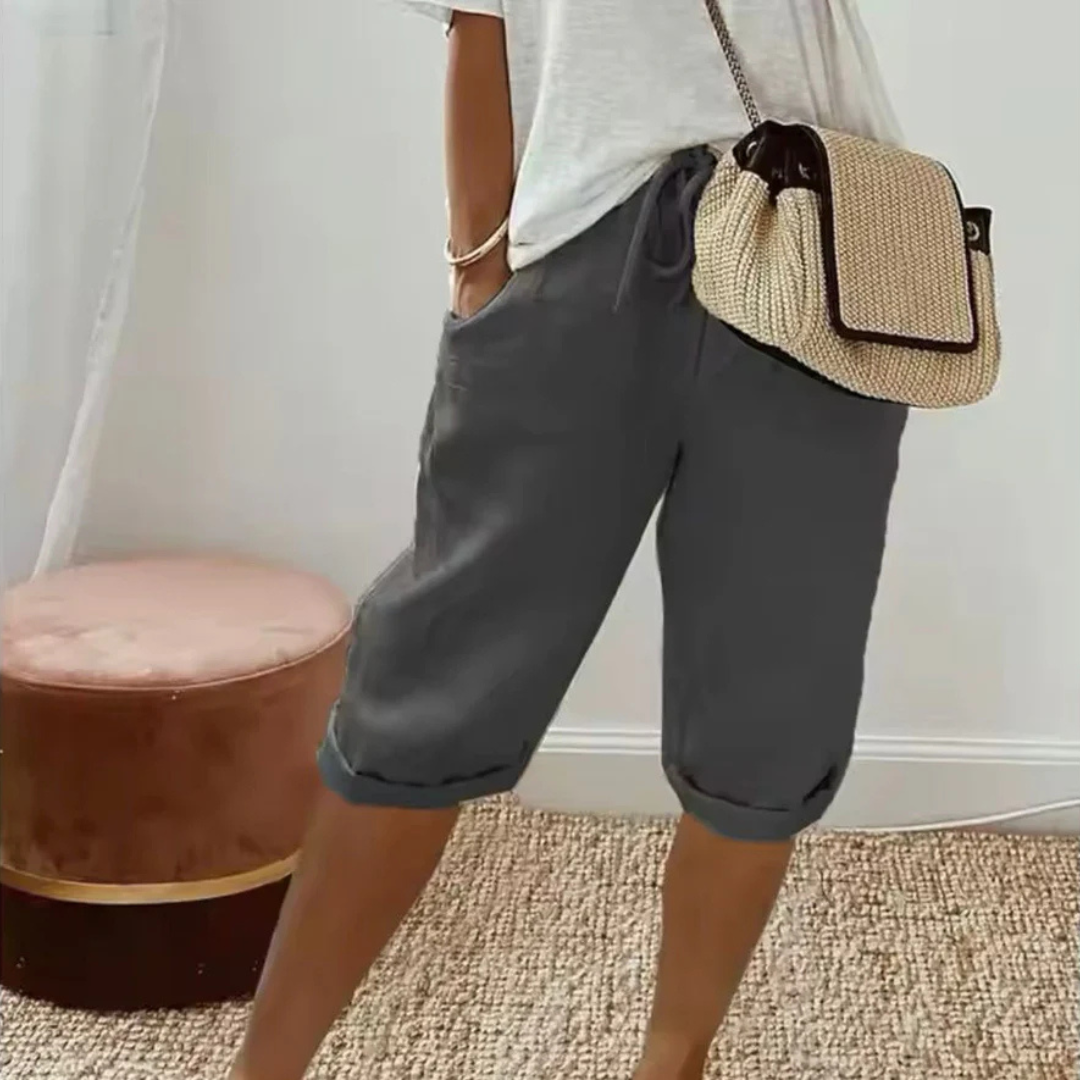 NORELLE | SOFT TAILORED CAPRI SHORTS