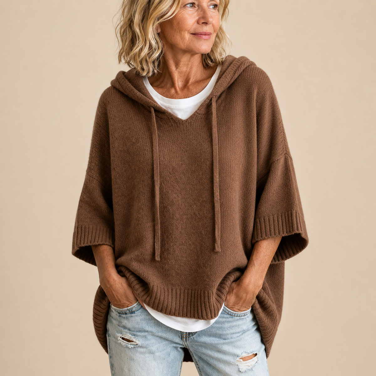 CLEMENTINE | HOODED PONCHO WITH THREE-QUARTER SLEEVES