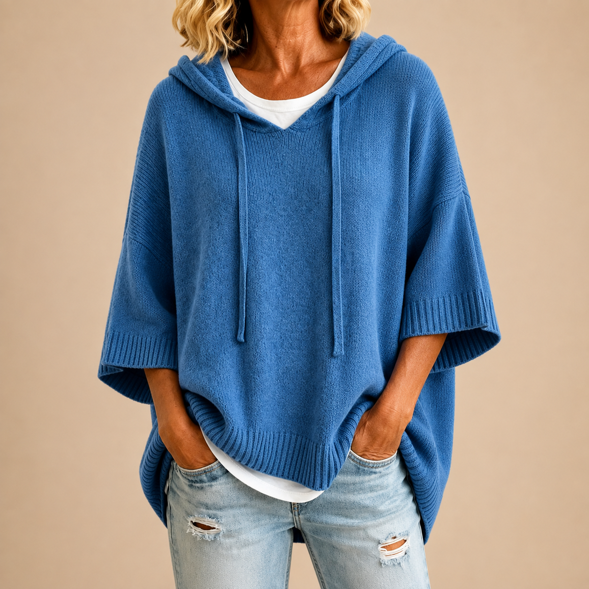CLEMENTINE | HOODED PONCHO WITH THREE-QUARTER SLEEVES