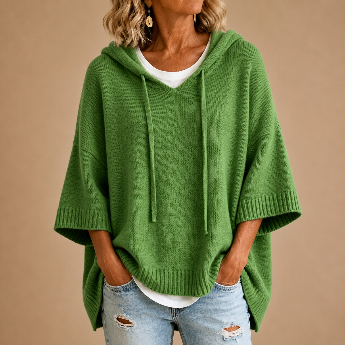 CLEMENTINE | HOODED PONCHO WITH THREE-QUARTER SLEEVES