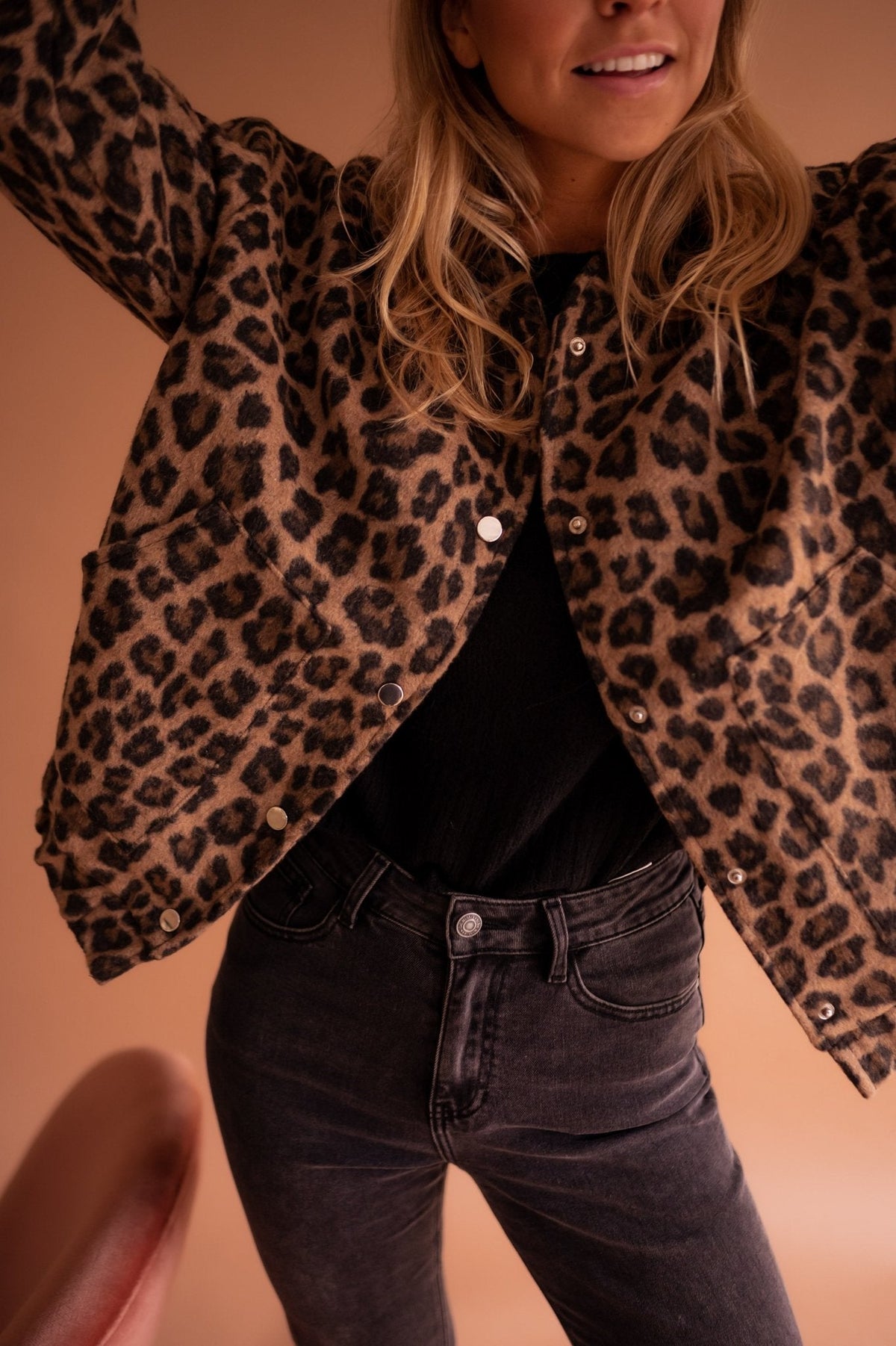 MANISIA | LEOPARD PRINT TRANSITIONAL JACKET