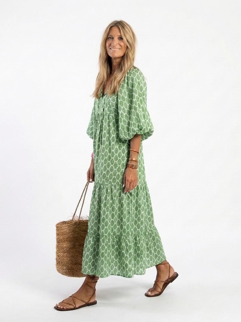 PERPETUA | THREE QUARTER SLEEVE V NECK PATTERNED MIDI DRESS