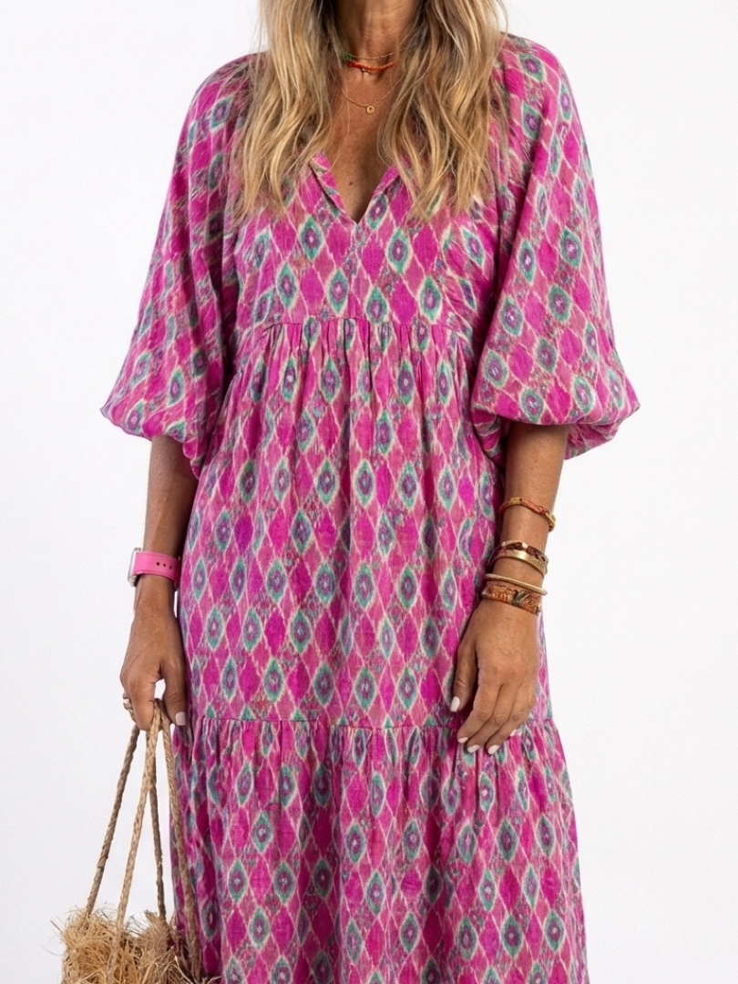 PERPETUA | THREE QUARTER SLEEVE V NECK PATTERNED MIDI DRESS