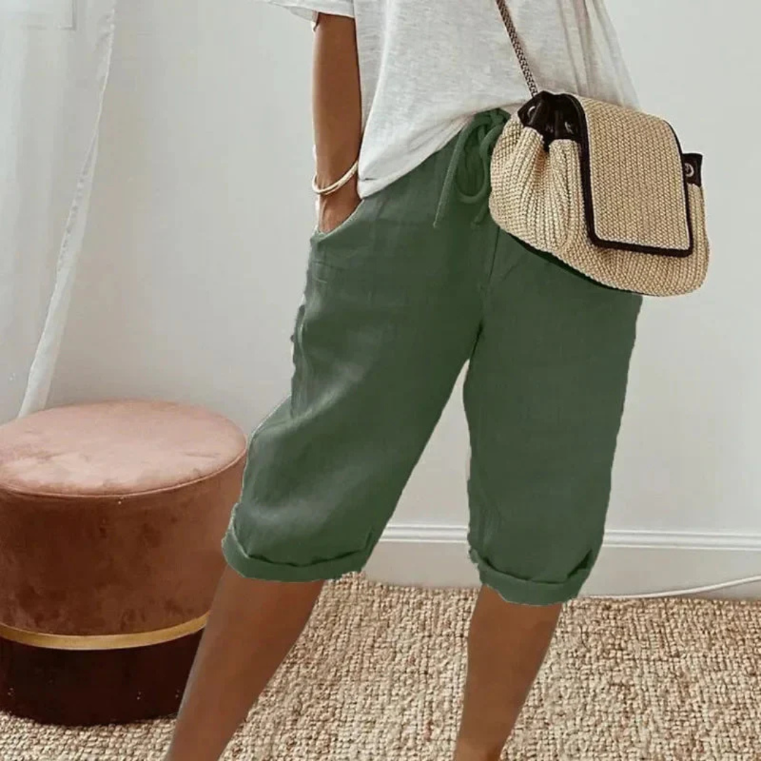 NORELLE | SOFT TAILORED CAPRI SHORTS