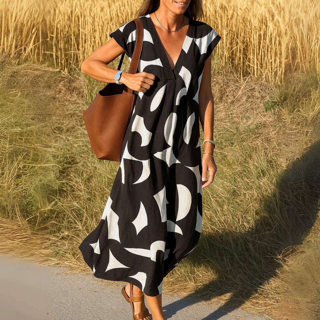 HARPER | FLOWING MAXI DRESS WITH TUMMY COVERAGE