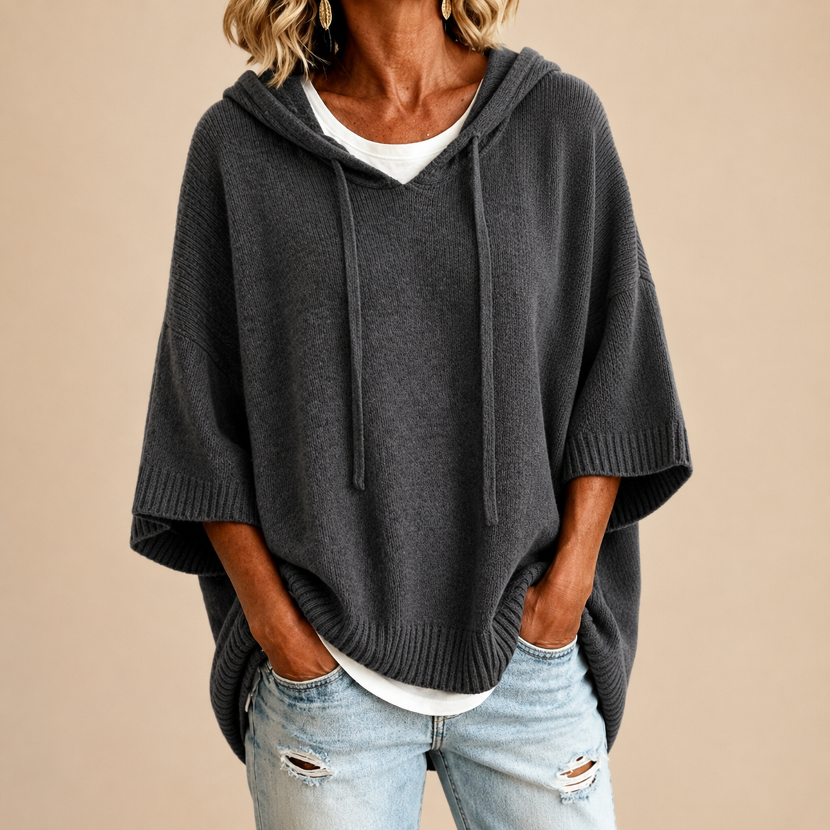 CLEMENTINE | HOODED PONCHO WITH THREE-QUARTER SLEEVES