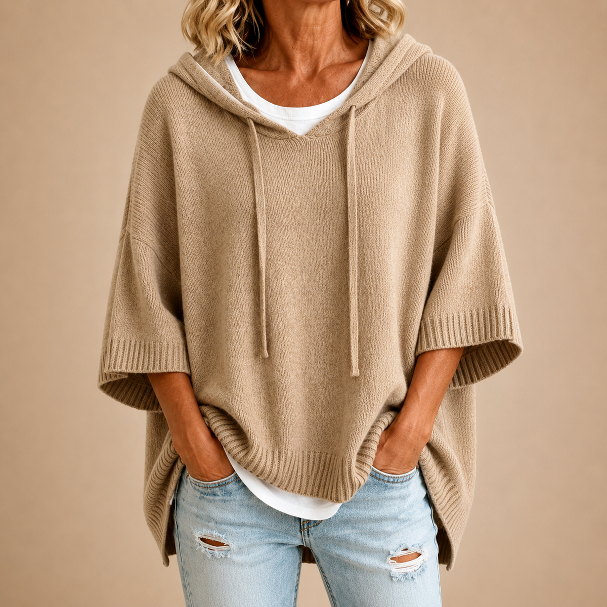 CLEMENTINE | HOODED PONCHO WITH THREE-QUARTER SLEEVES