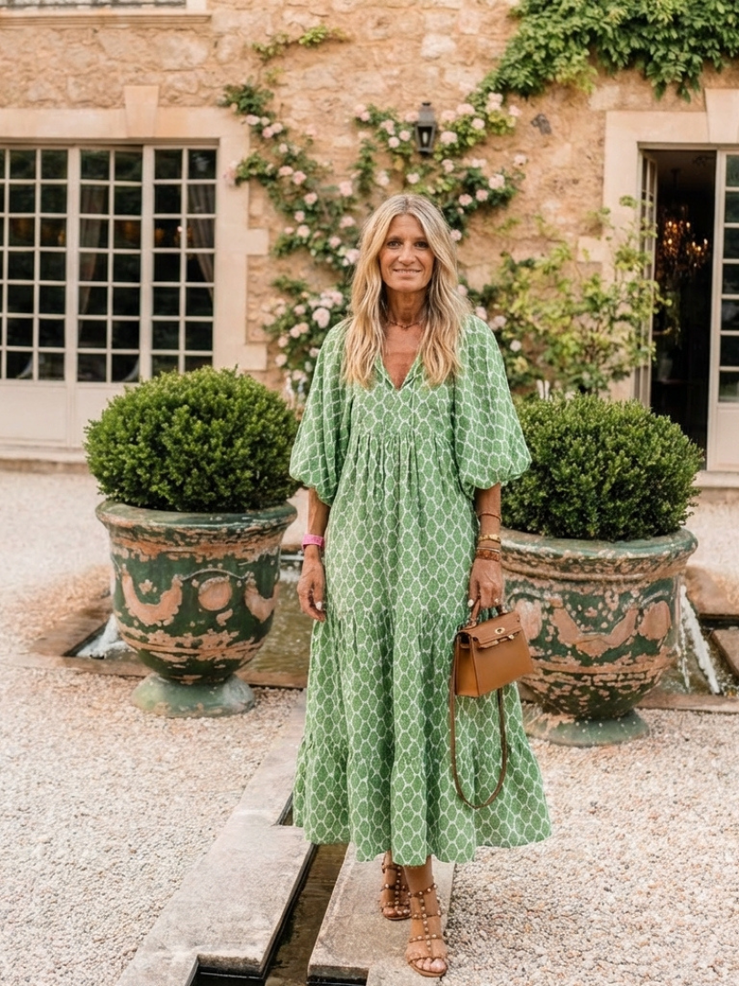 PERPETUA | THREE QUARTER SLEEVE V NECK PATTERNED MIDI DRESS