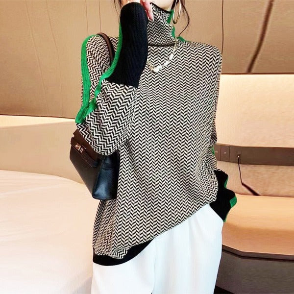 ROBIN | TURTLENECK WITH STRIKING CONTRAST STRIPES
