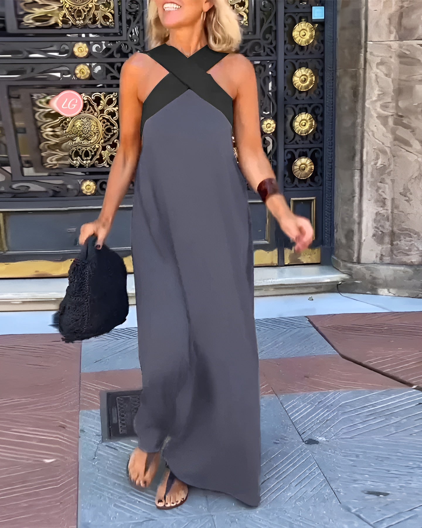 ELARA | FLOWING MAXI DRESS WITH TUMMY COVERAGE